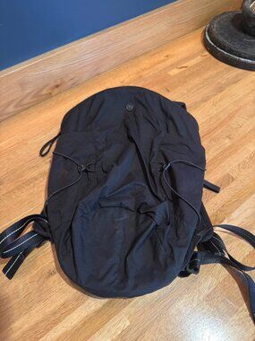 Lululemon Running / Hiking Backpack